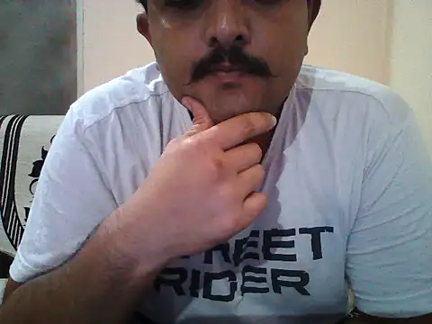 Akhil3290 online show from 06-21-26, 04:13
