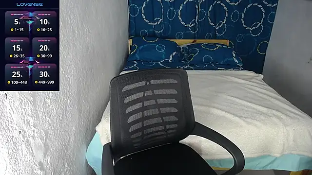 miajoseph  online show from 04-28-26, 03:22