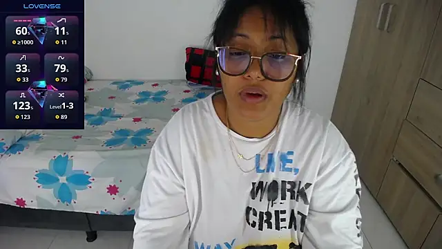 Snapshot of miajoseph_ chatting on 09-29-25, 03:57 miajoseph online show from 09-29-25, 03:57