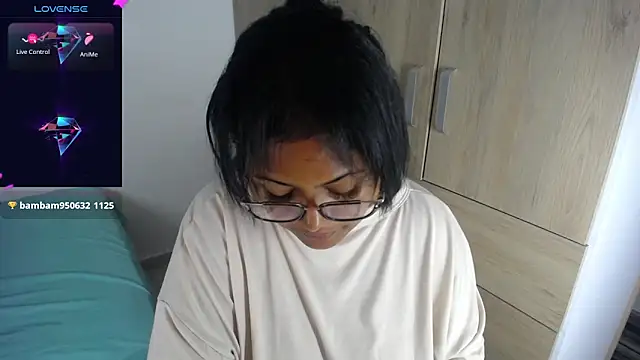 Snapshot of miajoseph_ chatting on 03-21-25, 07:33 miajoseph online show from 03-21-25, 07:33