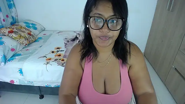 Snapshot of miajoseph_ chatting on 10-02-25, 03:54 miajoseph online show from 10-02-25, 03:54