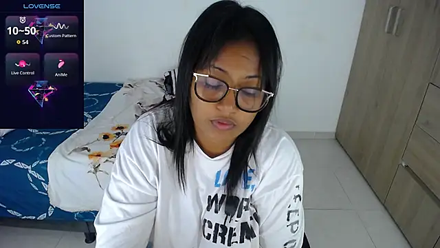 Snapshot of miajoseph_ chatting on 09-10-25, 04:33 miajoseph online show from 09-10-25, 04:33