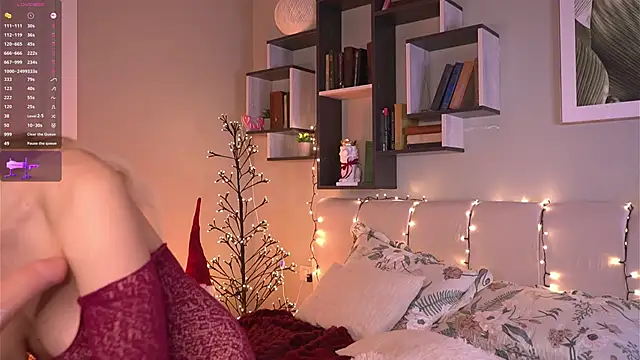 MiaBanger online show from 12-18-25, 03:38