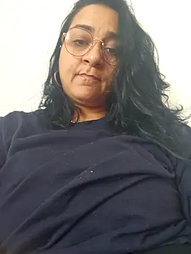 paulinaDiaz1 online show from 05-06-26, 01:26