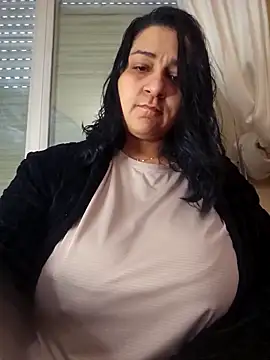 Snapshot of paulinaDiaz1 chatting on 02-08-26, 03:21 paulinaDiaz1 online show from 02-08-26, 03:21