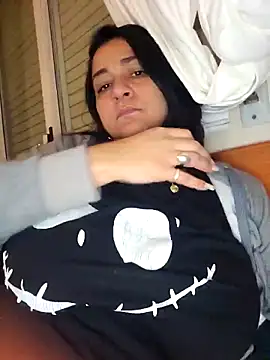 paulinaDiaz1 online show from 12-05-25, 06:17