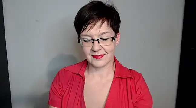 Snapshot of Sofie69Velvet chatting on 12-03-24, 05:28 Sofie69Velvet online show from 12-03-24, 05:28