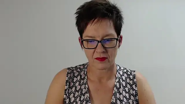 Snapshot of Sofie69Velvet chatting on 09-09-25, 04:16 Sofie69Velvet online show from 09-09-25, 04:16