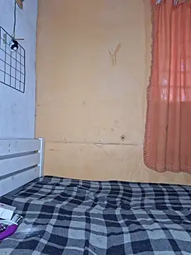 HelenHoltz online show from 02-12-26, 03:56