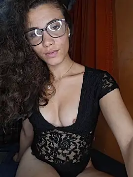 HelenHoltz online show from 06-28-26, 02:29