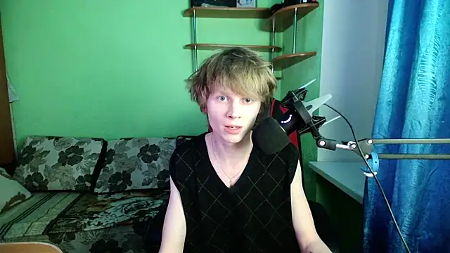 fameboyboo online show from 01-09-26, 04:47