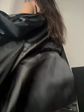 DesiredHoney online show from 02-06-25, 11:09