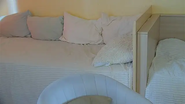 BritneyCruze online show from 03-27-26, 10:05