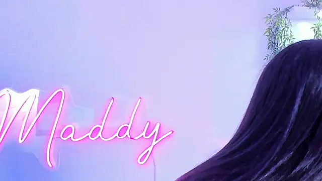 MaddyParisi online show from 02-07-25, 03:34