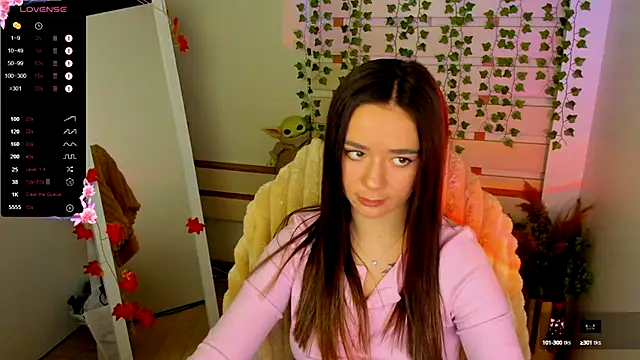 Bella XO online show from 10-16-25, 06:21