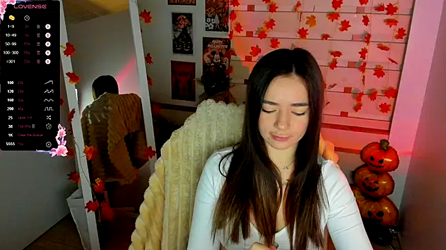 Bella XO online show from 10-19-25, 06:38