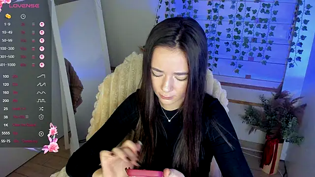 Bella XO online show from 09-25-25, 06:52