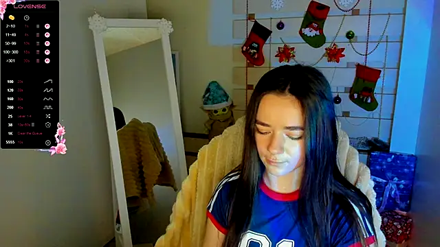 Bella XO online show from 12-19-25, 01:35