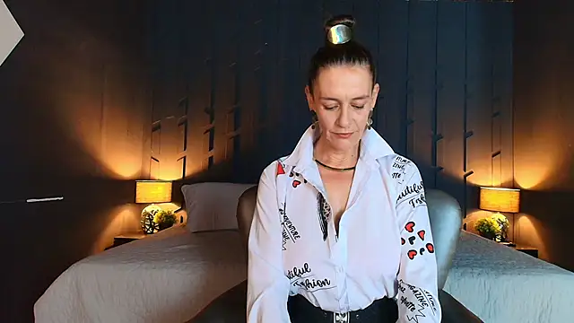 LeanaMature online show from 09-30-25, 11:27