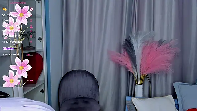 OdetteHarwick online show from 09-27-25, 08:20