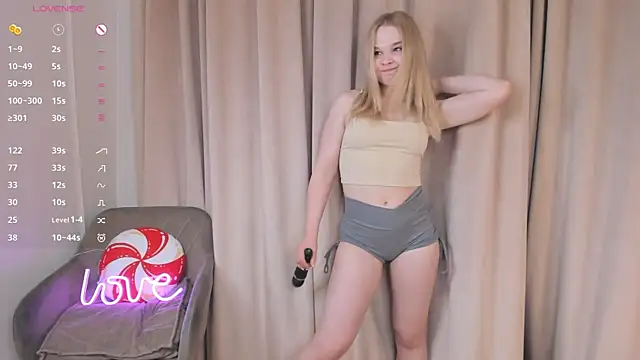 OdetteHarwick online show from 03-23-26, 07:14