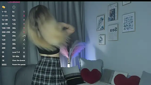 OdetteHarwick online show from 11-22-25, 05:28