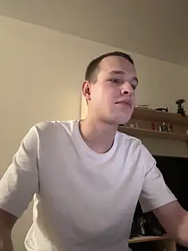 pretty roman online show from 03-11-26, 06:35