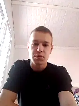 pretty roman online show from 02-18-25, 11:44