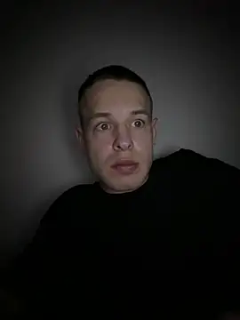 pretty roman online show from 04-21-26, 07:53