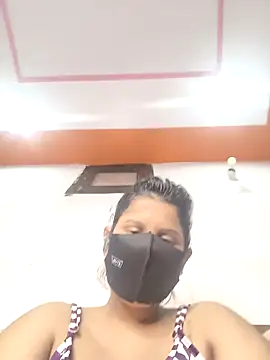 pihu32824 online show from 02-17-26, 06:49