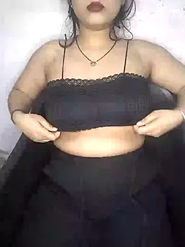 pihu32824 online show from 12-06-24, 04:22