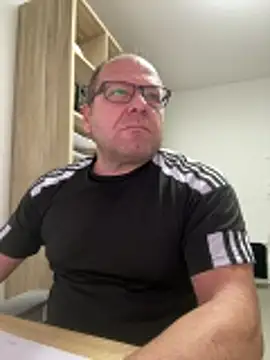 coupleLatinaLovers online show from 10-29-25, 05:50