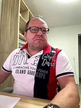 coupleLatinaLovers online show from 12-03-25, 06:14