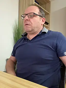 coupleLatinaLovers online show from 02-07-25, 10:50