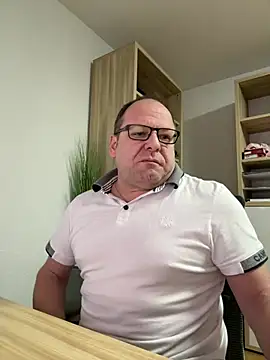 coupleLatinaLovers online show from 02-03-25, 05:18