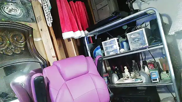 Snapshot of GraceHenderson chatting on 07-15-26, 01:12 GraceHenderson online show from 07-15-26, 01:12