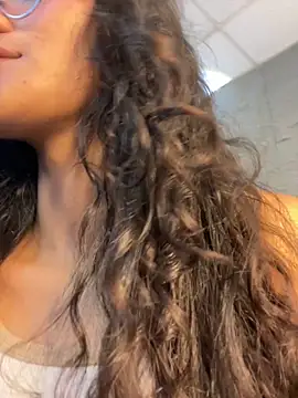 KaitlynLoveCam online show from 12-01-25, 08:10