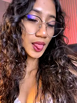 KaitlynLoveCam online show from 11-28-25, 11:49