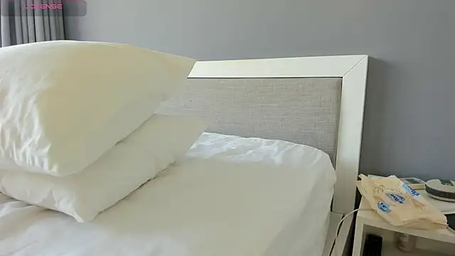 yumisunn online show from 09-10-25, 03:16