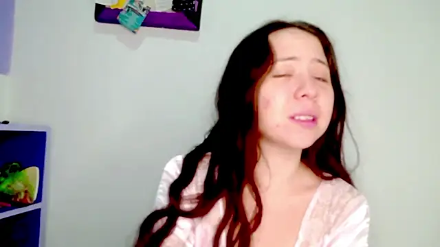 PetiteIvoryQueen19 online show from 05-07-26, 05:01