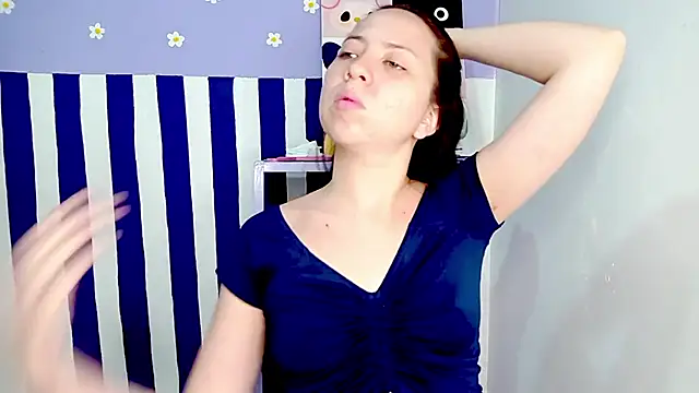 PetiteIvoryQueen19 online show from 04-14-26, 05:23