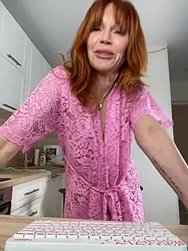 Snapshot of Ruby_Lilith chatting on 12-06-24, 06:00 Ruby Lilith online show from 12-06-24, 06:00