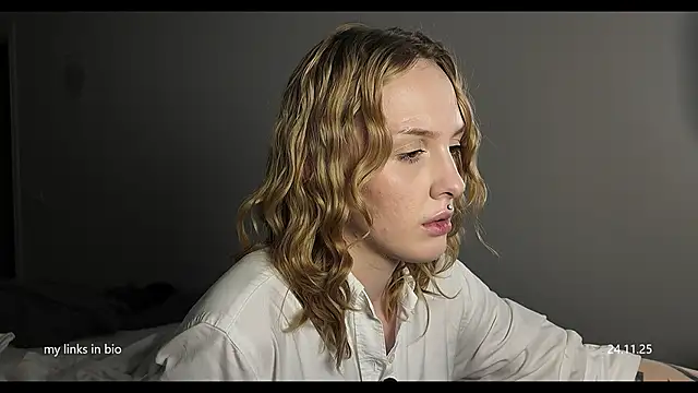 vinylstore online show from 11-24-25, 06:30