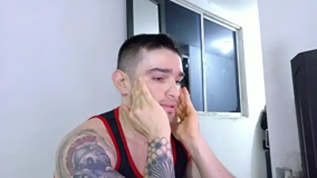 Sexy Alejandro  online show from 12-01-25, 02:56