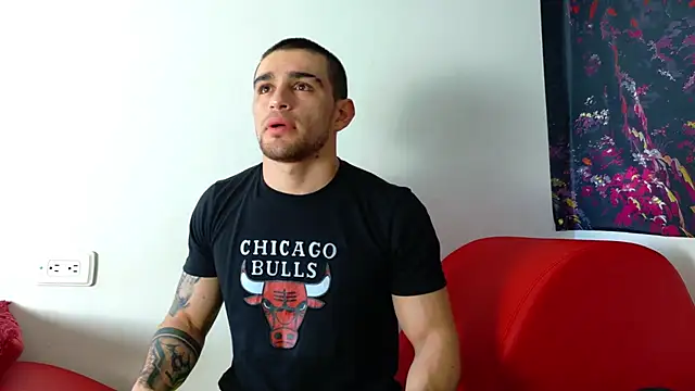 Sexy Alejandro  online show from 10-21-25, 11:31