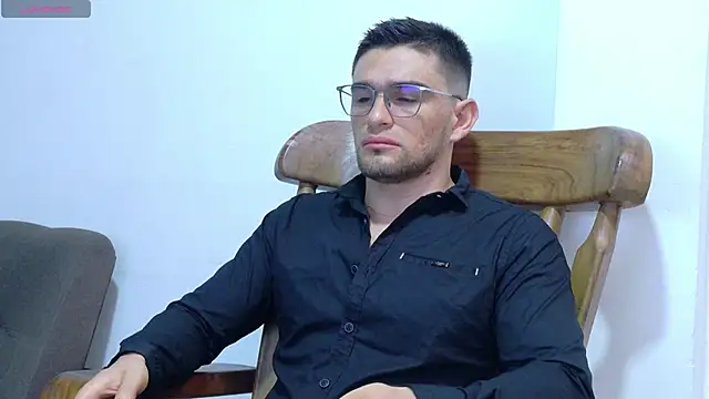 Sexy Alejandro  online show from 03-26-26, 11:52