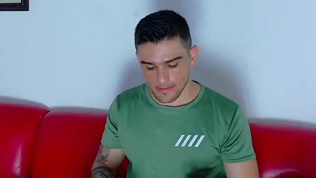 Sexy Alejandro  online show from 02-16-26, 05:22