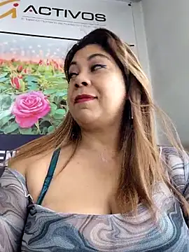 Laura-Hernandez online show from 03-30-26, 02:18