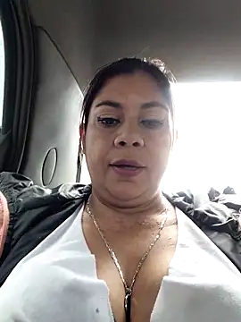 Laura-Hernandez online show from 03-09-26, 03:59