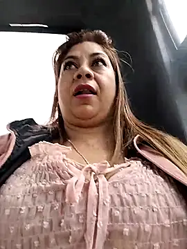 Laura-Hernandez online show from 10-02-25, 02:42